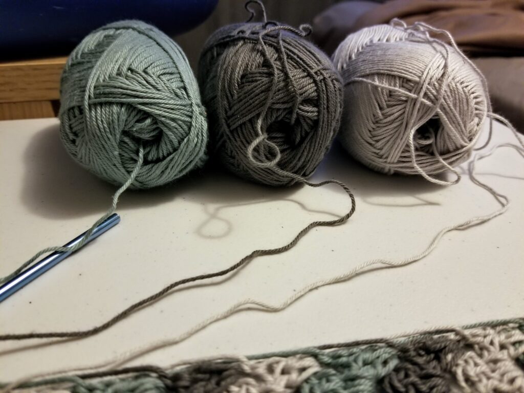 Misty Mood Granny Stripe by Crochet CricketDelux Cotton From Hobbii
